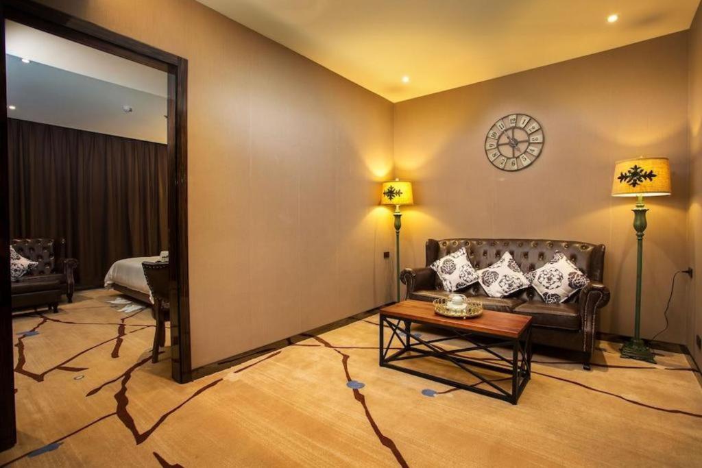 Lotus Blu Hotel Legazpi Ngoại thất bức ảnh