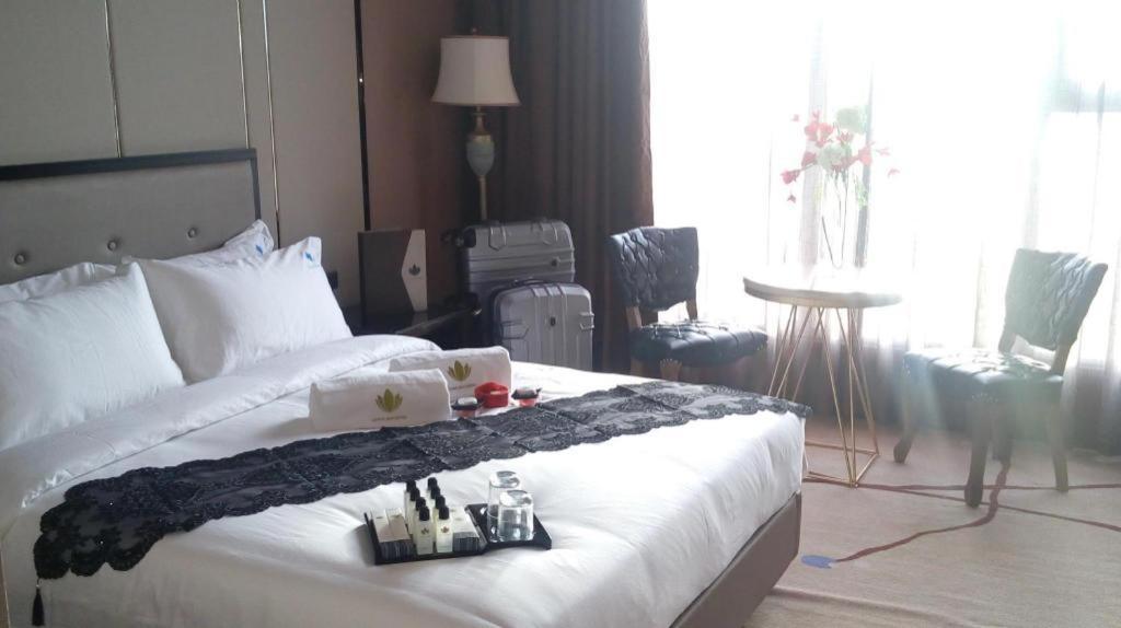 Lotus Blu Hotel Legazpi Ngoại thất bức ảnh