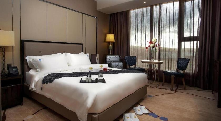 Lotus Blu Hotel Legazpi Ngoại thất bức ảnh