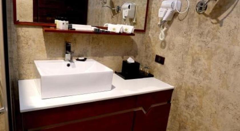Lotus Blu Hotel Legazpi Ngoại thất bức ảnh