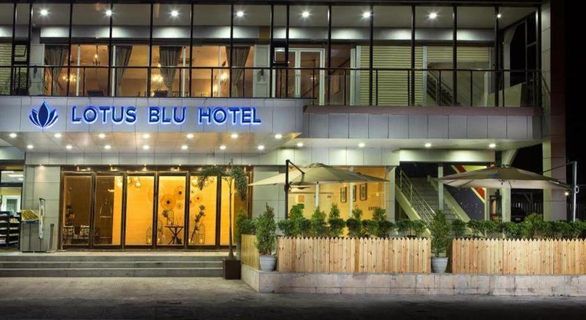 Lotus Blu Hotel Legazpi Ngoại thất bức ảnh